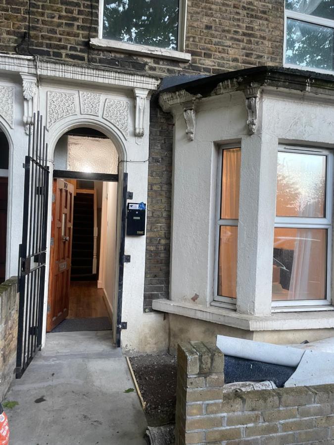 147 Knapp Road House Лондон Екстер'єр фото